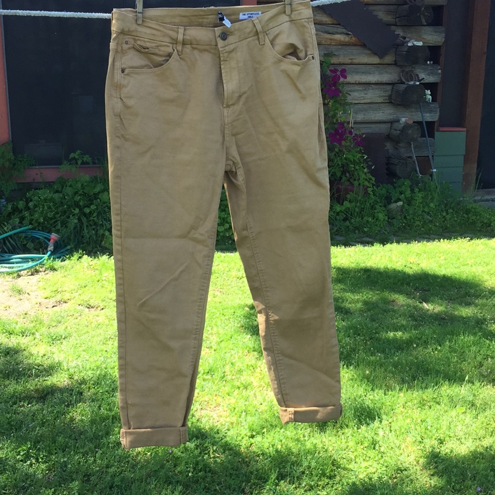Kensie Clay colored jeans